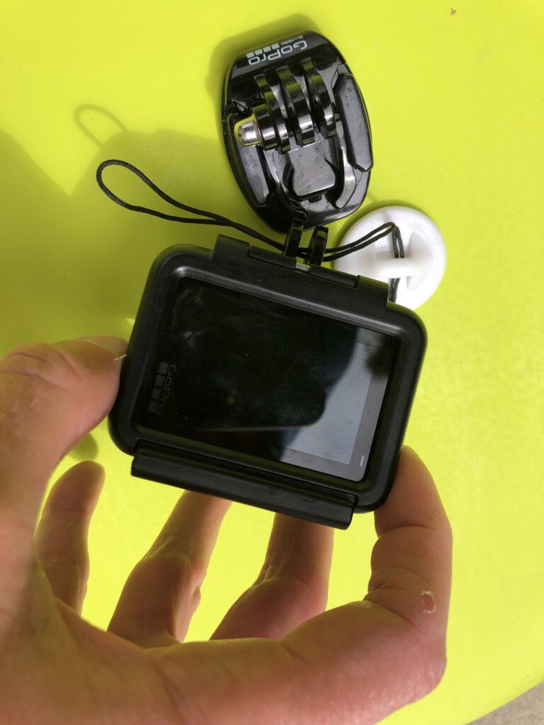 how to attach gopro surfboard mount