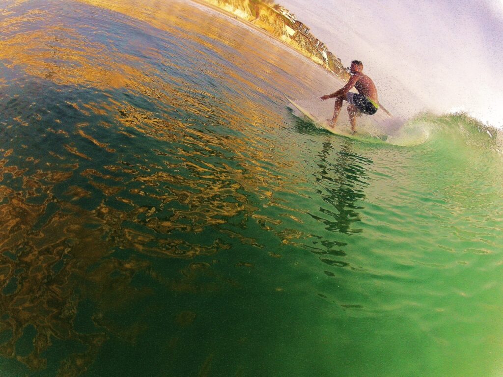 when to surf in San Diego