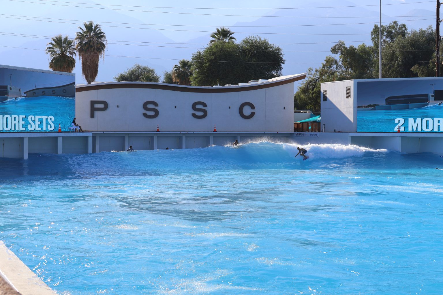 Waves Pools in the USA - Go Surfing SD!