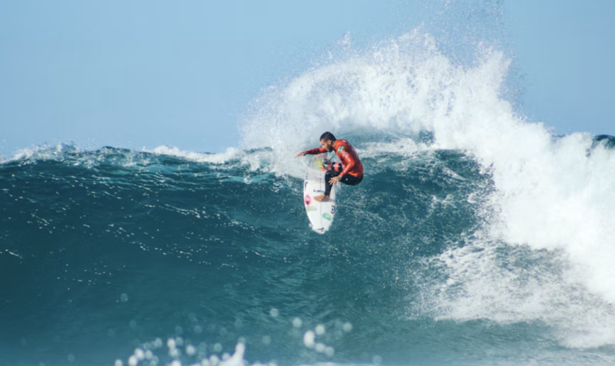 Beyond the Board: The Water Skills That Help Beginners Become More Confident Surfers